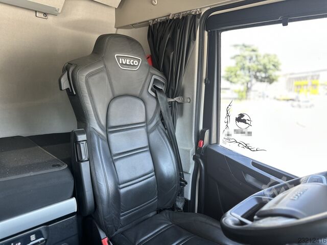 Standard dragbil Iveco S-WAY 530