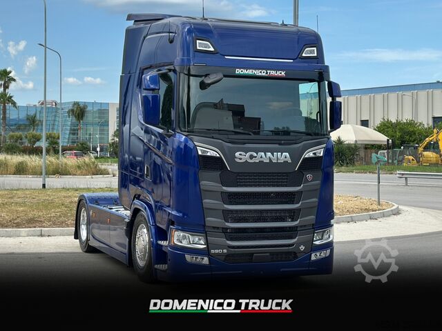 Standardni tegljač SCANIA 590S FULL PNEUMATIC