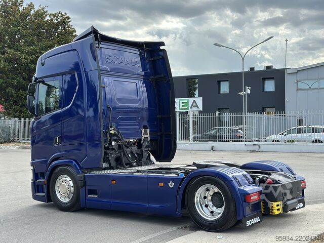 Standardni tegljač SCANIA 590S FULL PNEUMATIC
