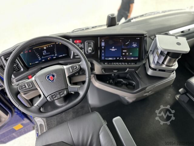 Standardni tegljač SCANIA 590S FULL PNEUMATIC