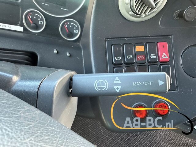 Autobús interurbano MAN Fast 64 Sitze 12 Mtrs