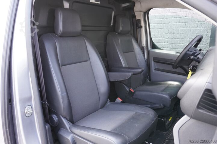 Furgon blaszak Peugeot Expert 2.0 BlueHDI 122 PK Automaat EURO 6 - A/C...