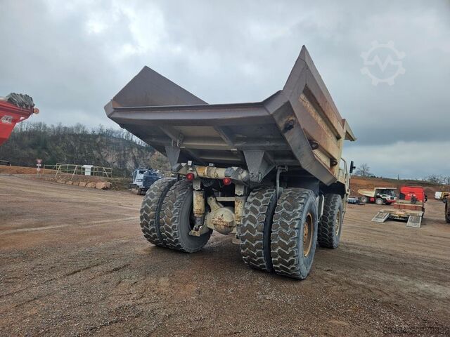 Knickgelenkdumper ASTRA RD 28