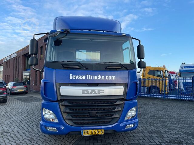 Standard tractor DAF CF 330 FT Euro 6 / 493.000 KM / NL Truck / APK-...