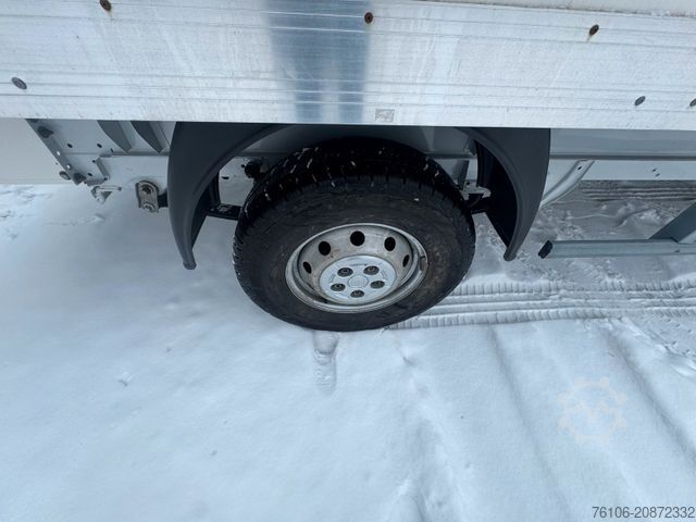 Vrachtwagen met bakwagen FIAT Ducato Koffer *Navi*Kamera*TÜV neu*Länge 4,20m