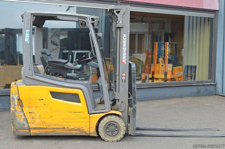 Wózek widłowy Jungheinrich EFG 216