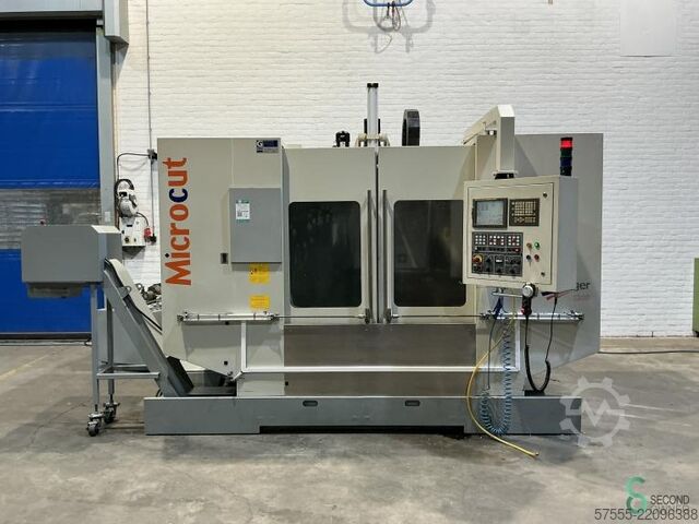 Frezarka Microcut VMC-1300 2005 Microcut 
