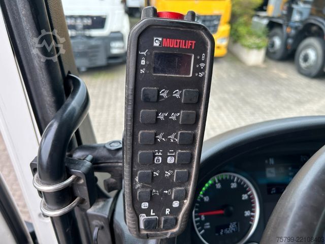 Kippers vrachtauto MAN 26.420 TGS Multilift Absetzkipper