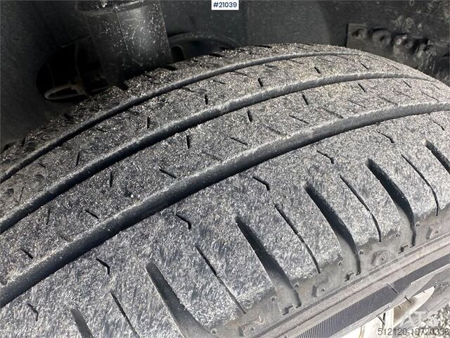 Minibus Mercedes-Benz Sprinter 519 minibus 16+1 seats w/ 2 sets of tires