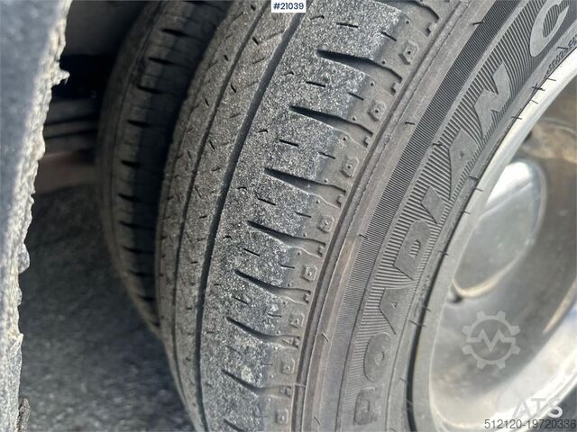 Minibus Mercedes-Benz Sprinter 519 minibus 16+1 seats w/ 2 sets of tires