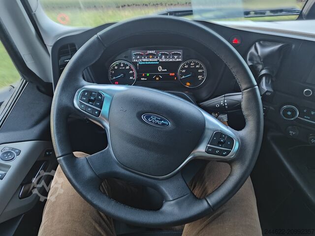 τυπική μονάδα τράκτορα Ford Truck F-Max