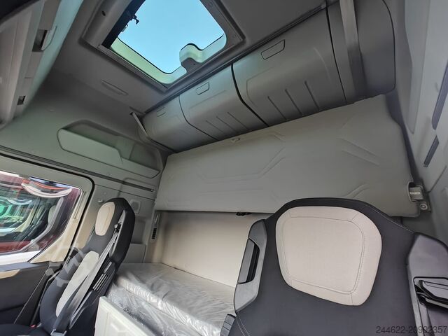 τυπική μονάδα τράκτορα Ford Truck F-Max