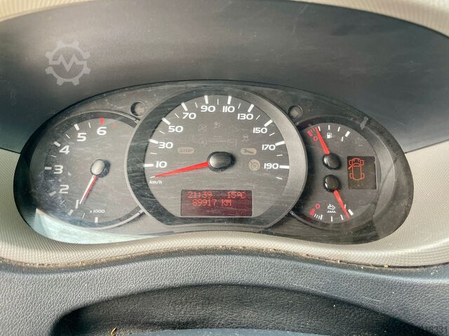 Bestelwagen RENAULT Master 2.3 dci