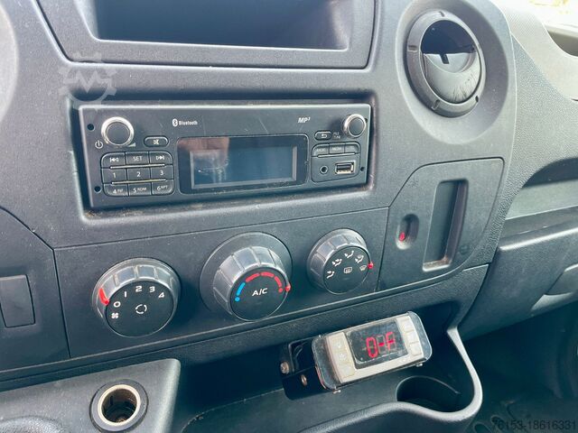 Bestelwagen RENAULT Master 2.3 dci