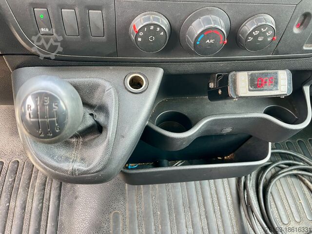 Bestelwagen RENAULT Master 2.3 dci