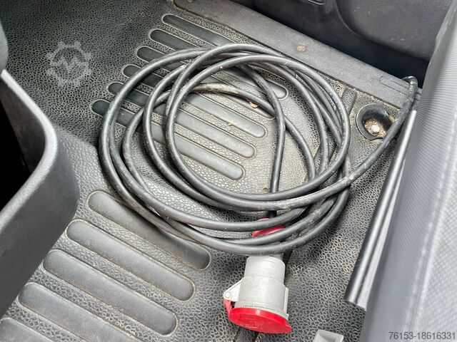 Bestelwagen RENAULT Master 2.3 dci