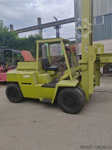 Dieselvorkheftrucks Clark C500-Y110D