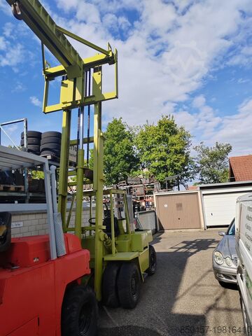 Dieselvorkheftrucks Clark C500-Y110D