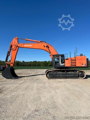Pelle sur chenilles Hitachi ZX 670 LCH-3