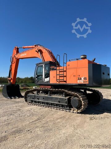 Pelle sur chenilles Hitachi ZX 670 LCH-3
