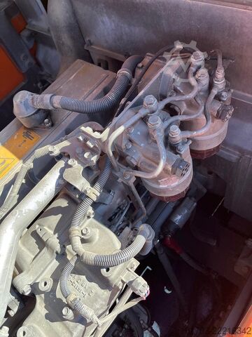 Pelle sur chenilles Hitachi ZX 670 LCH-3