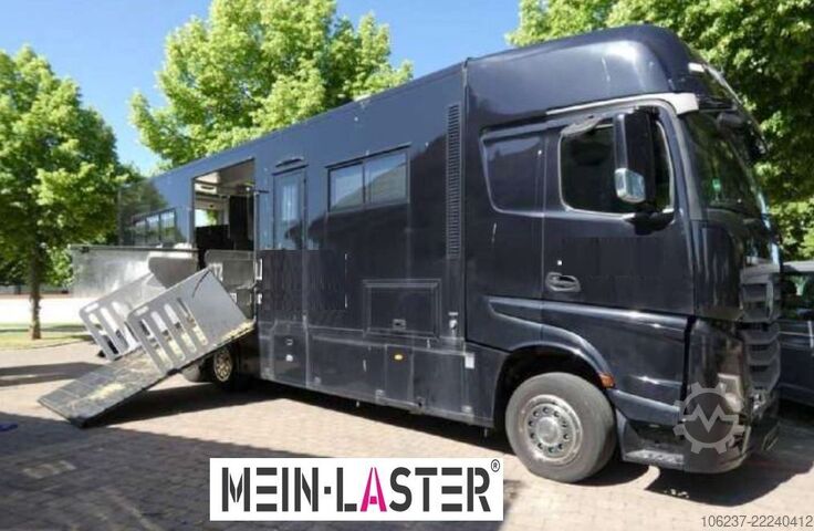 Szarvasmarha-szállító teherautó MERCEDES-BENZ 2651 Actros STX Pferdetrasnporter horseboxes