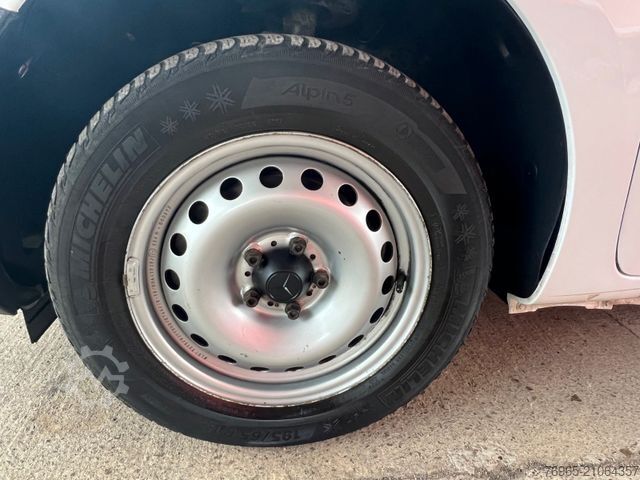 Bestelwagen MERCEDES-BENZ Citan 109 EXTRALANG NAVI LKW SCHRÄNKE PDC EURO 6