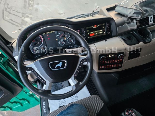 Flatbed truck with tarp MAN TGX 26.500 / Zug / Ret / Lenkachse / XL Zertifik