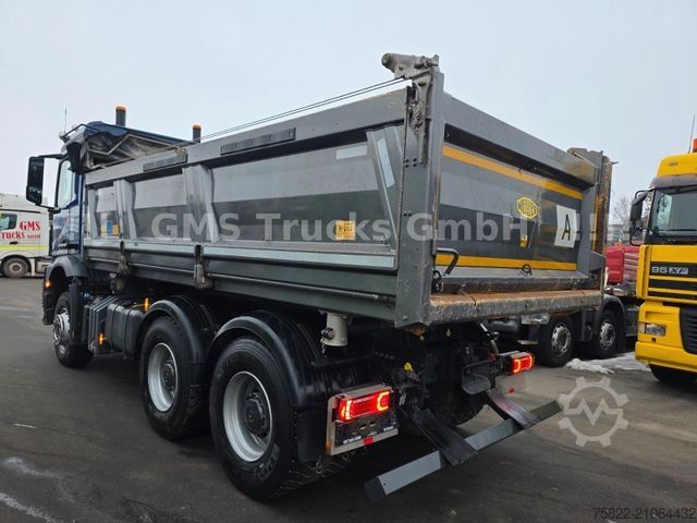 Three-sided tipper truck MERCEDES-BENZ Arocs 2653 / 6X4 / Meiller BORDMATIK / 50mm AHK