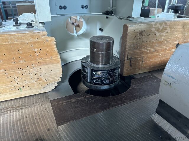 Fresadora de eje inclinable SCM SCM T150