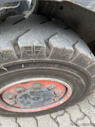 4-wiel heftruck Linde H40D