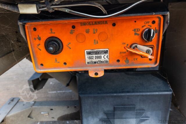  RENAULT D19.320 DXI+DHOLLANDIA 2T.