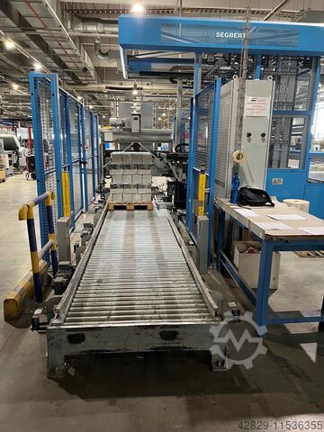 Layer palletizer for (strapped) bundles Segbert ZPA