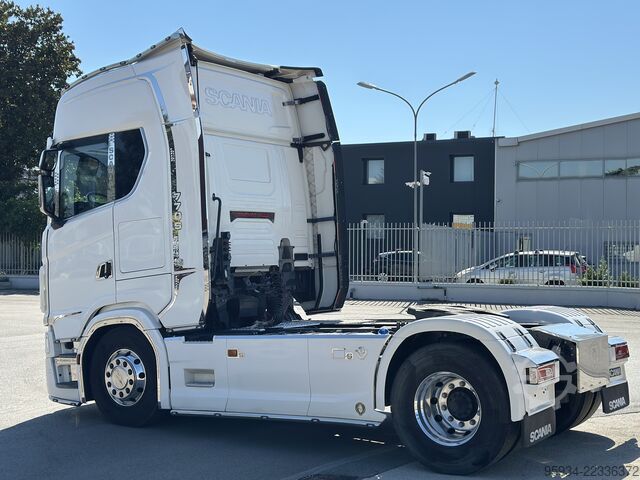 Tractor estándar SCANIA 770S