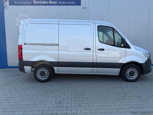 Furgon blaszak MERCEDES-BENZ Sprinter 314 AUTOMATIK NAVI DISTRONIC KAMERA LED