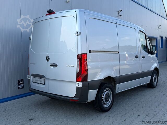 Furgon blaszak MERCEDES-BENZ Sprinter 314 AUTOMATIK NAVI DISTRONIC KAMERA LED