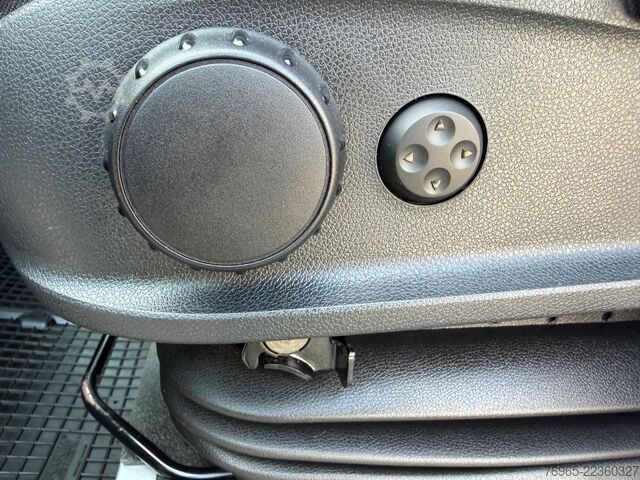 Furgon blaszak MERCEDES-BENZ Sprinter 314 AUTOMATIK NAVI DISTRONIC KAMERA LED