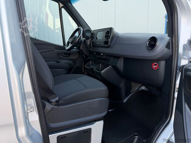 Furgon blaszak MERCEDES-BENZ Sprinter 314 AUTOMATIK NAVI DISTRONIC KAMERA LED