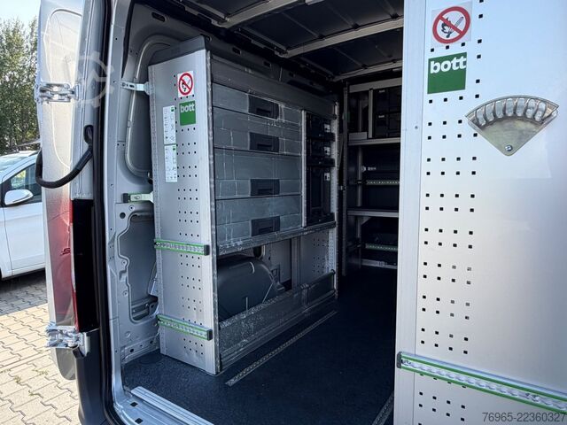 Furgon blaszak MERCEDES-BENZ Sprinter 314 AUTOMATIK NAVI DISTRONIC KAMERA LED