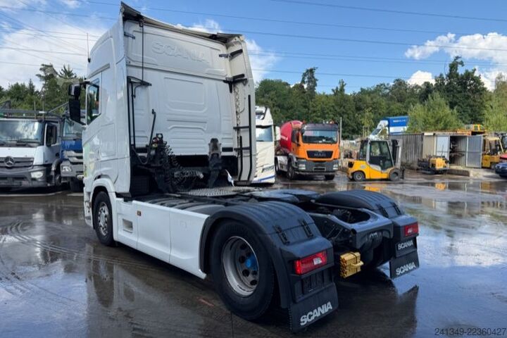 Standaard trekker SCANIA S450 4x2