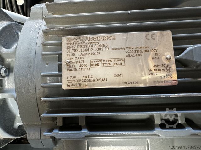 Cinta transportadora con accionamiento central Interroll BM8411