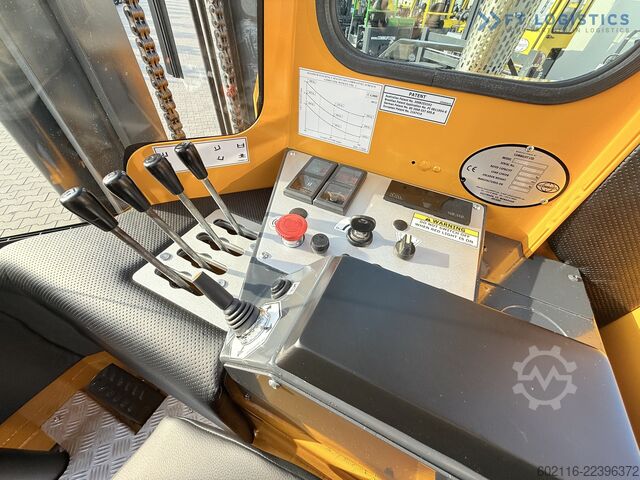 Stivuitor cu patru direcții Combilift C4000 DUPLEX 4500 SIDE SHIFT FULL CABIN
