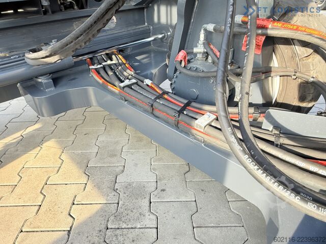 Stivuitor cu patru direcții Combilift C4000 DUPLEX 4500 SIDE SHIFT FULL CABIN