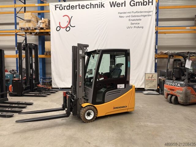 Electric 3-wheel forklift Jungheinrich EFG 220 Elektro