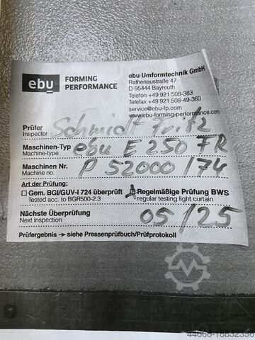 Excentrický lis EBU SK 250 FR mit Luftkupplung