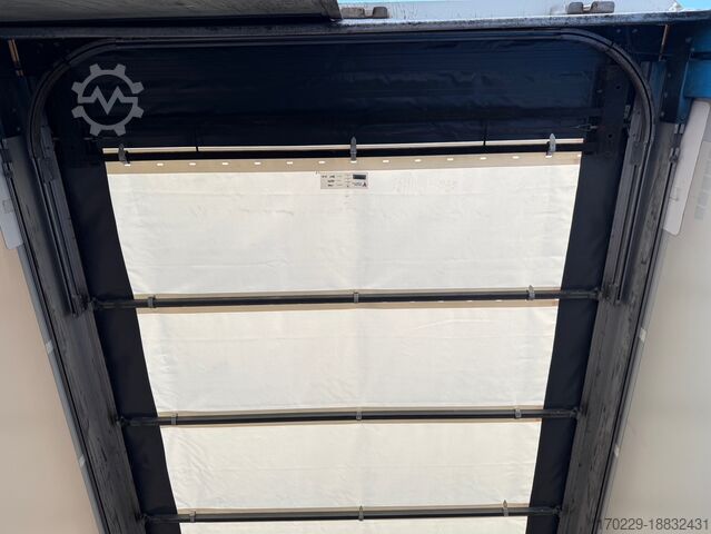 Brandalı platform kamyonu MAN TGX 26.480