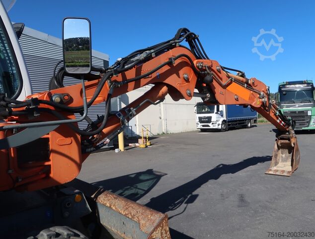 Mobiele graafmachine Liebherr A 311 Litronic