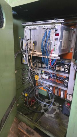 Freze makinesi DECKEL FP 5 CC