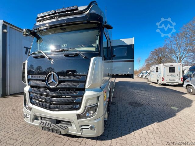 Caravan/camper MERCEDES-BENZ Actros 2651 STX Motorhome mit Heckgarage
