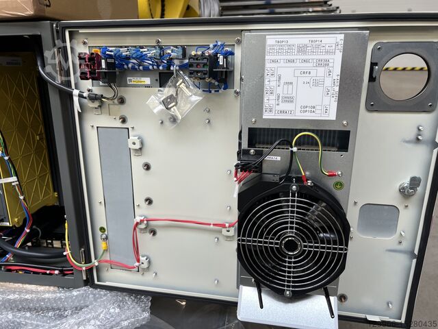 Fanuc R2000ic/210F new, dcs. Fanuc R2000ic / 210F